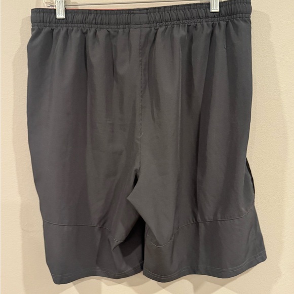 SPYDER ACTIVE MENS Lightweight  Shorts Gray Red Elastic Waist Pockets Medium - Picture 4 of 8